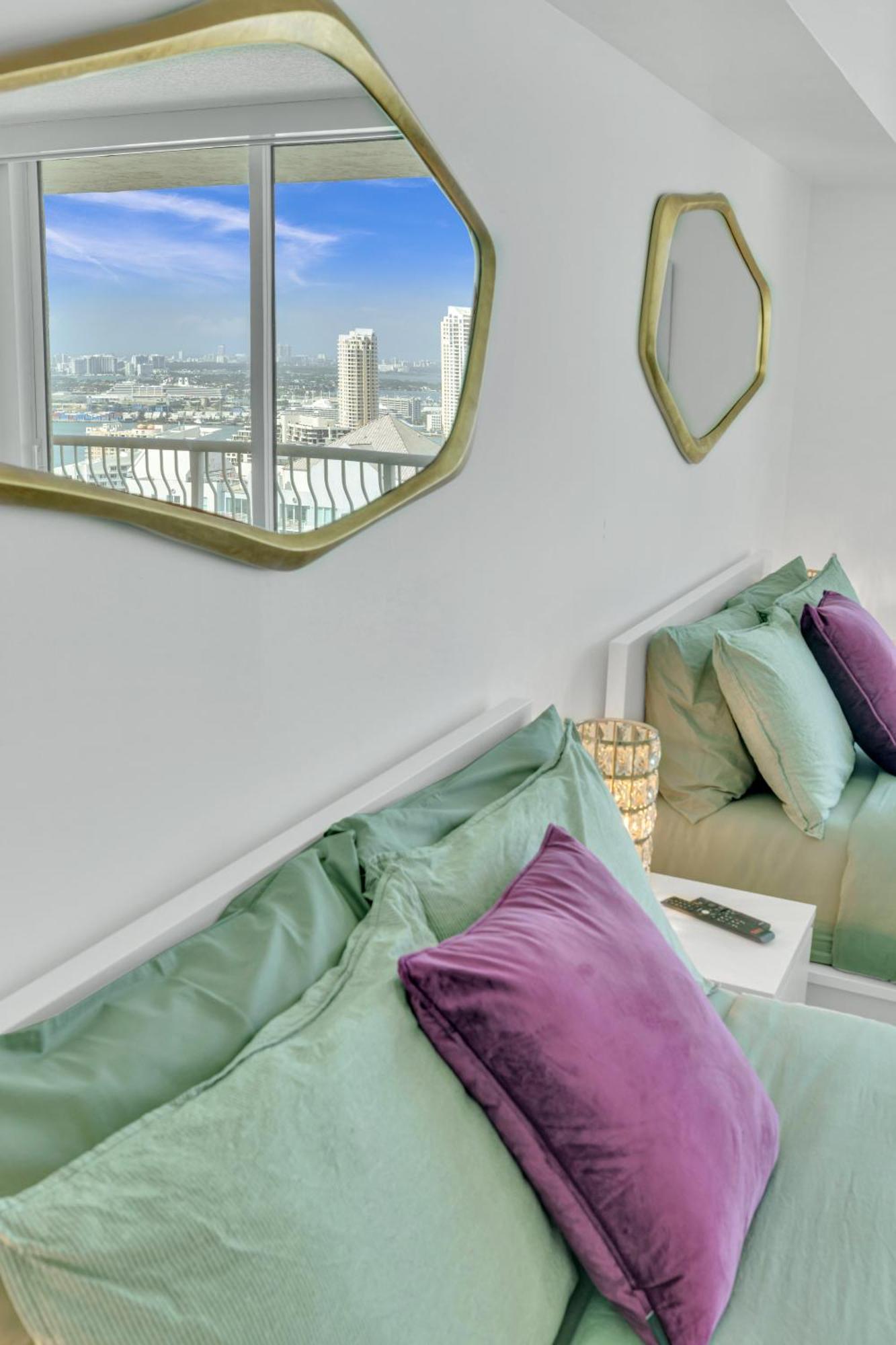 Oceanside Penthouse Apartment In Brickell Miami, Pool, Free Parking 외부 사진